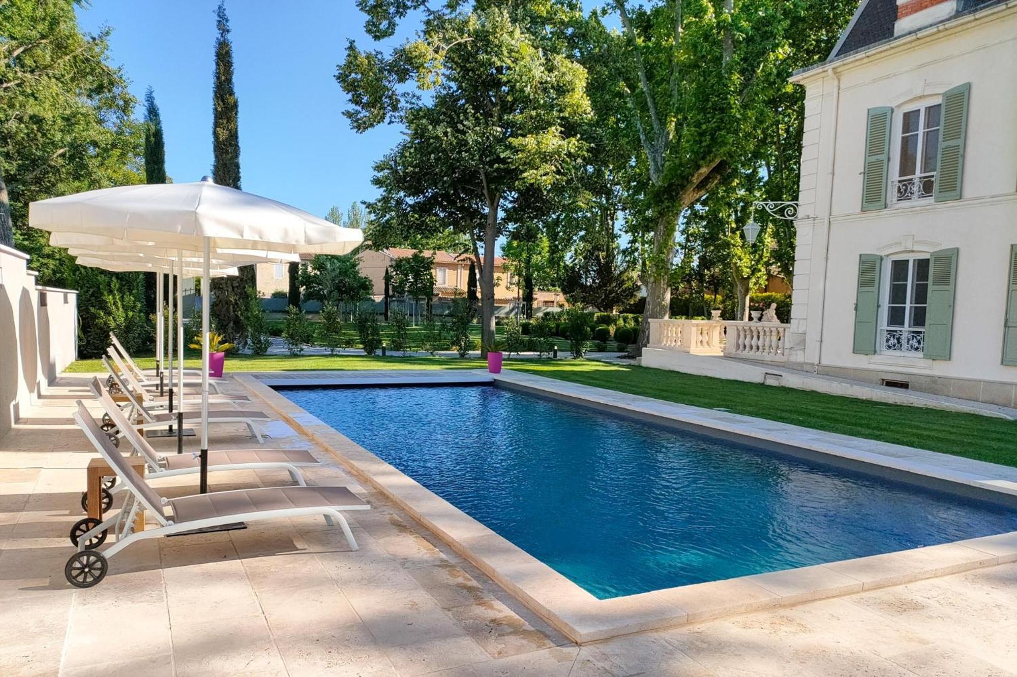 Les Frenes En Provence-Chateau Zen Avinyon Dış mekan fotoğraf